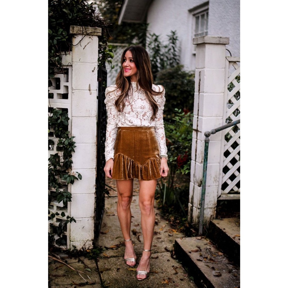 LoveShackFancy Eliza Skirt Size 0 Cypress Brown Gold Velvet Mini Ruffle Lined